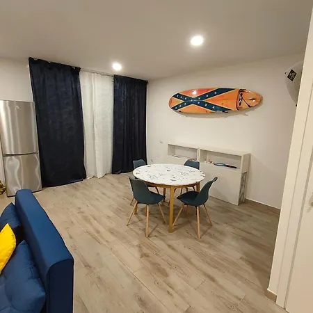 Casa Gisella Surf House Vakantiehuis